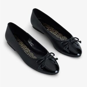 Express ballet flats